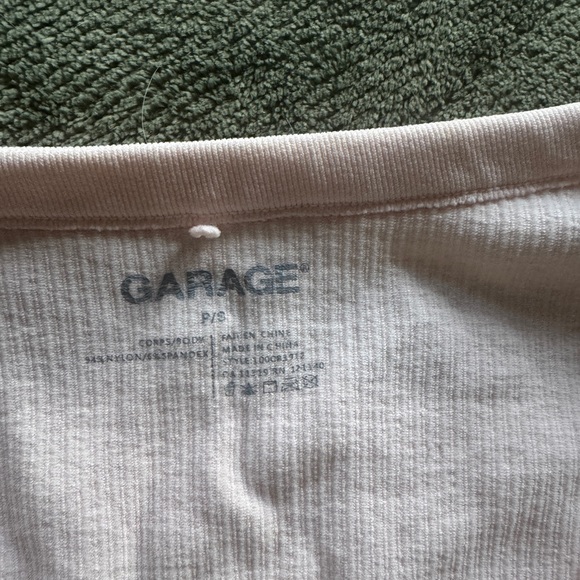 Garage Light Pink Ribbed Crop Top - Picture 2 of 2